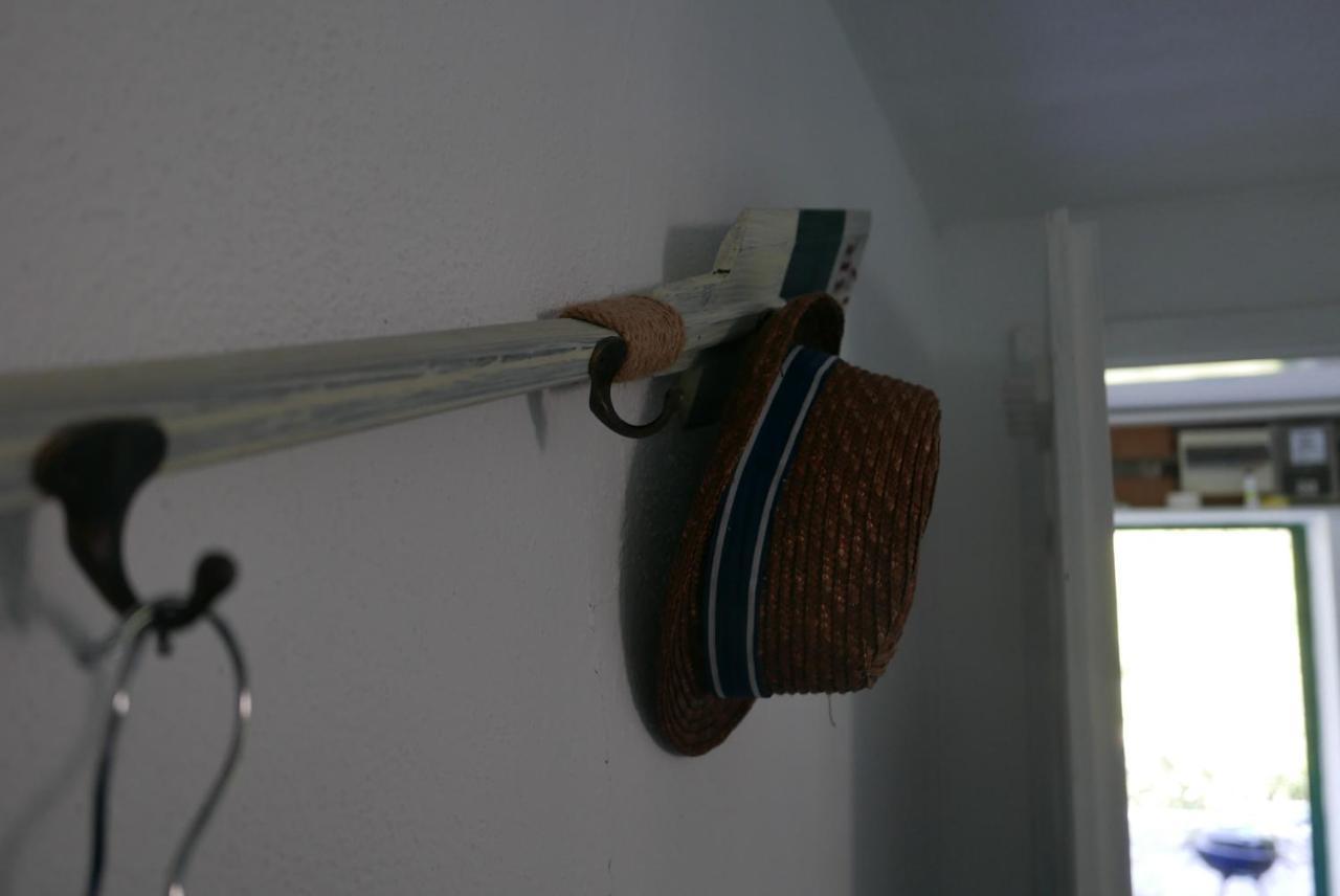 Vacation House "Pave" Povlja  Luaran gambar