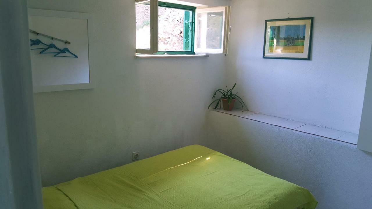 Vacation House "Pave" Povlja  Luaran gambar